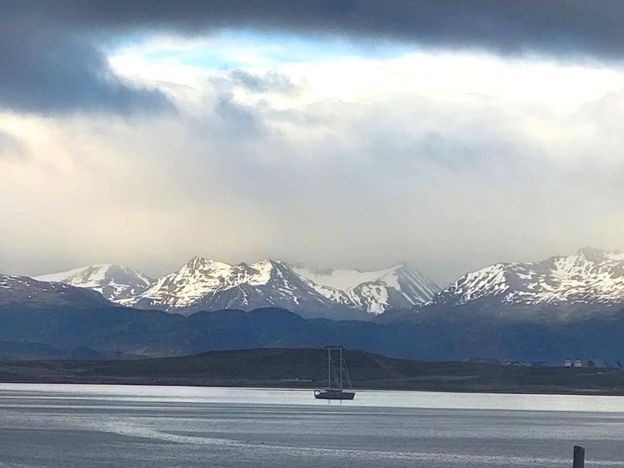 Balcones Del Beagle Apart Ushuaia Eksteriør billede